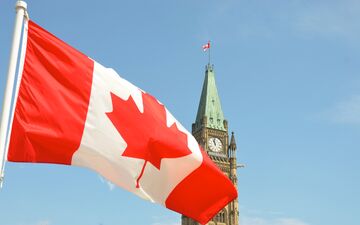 В Канаде планируют временно запретить продажу жилья иностранным инвесторам