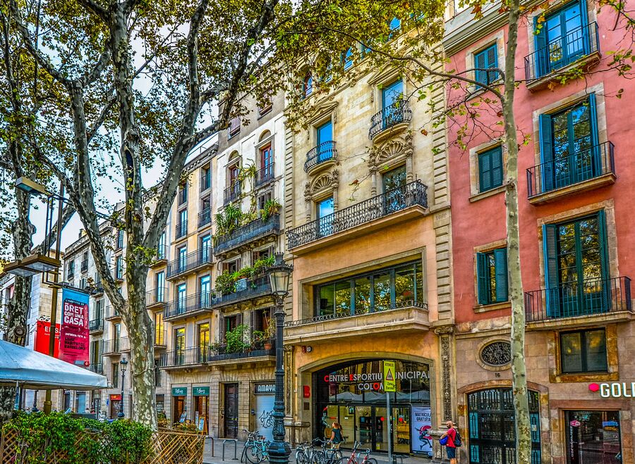 Как купить жилье в Испании со скидкой?